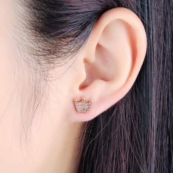 🌟 Gold plated Stud Earrings - Picture 5 of 5